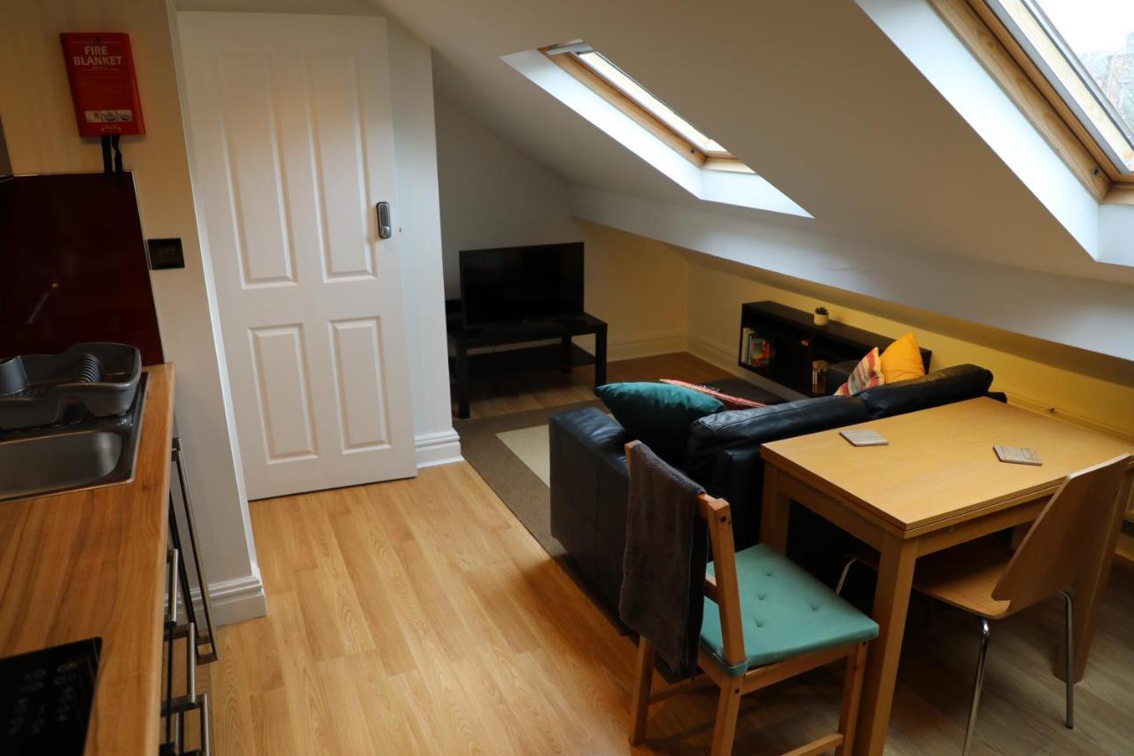 Wayfarers Independent Hostel 펜리스 외부 사진