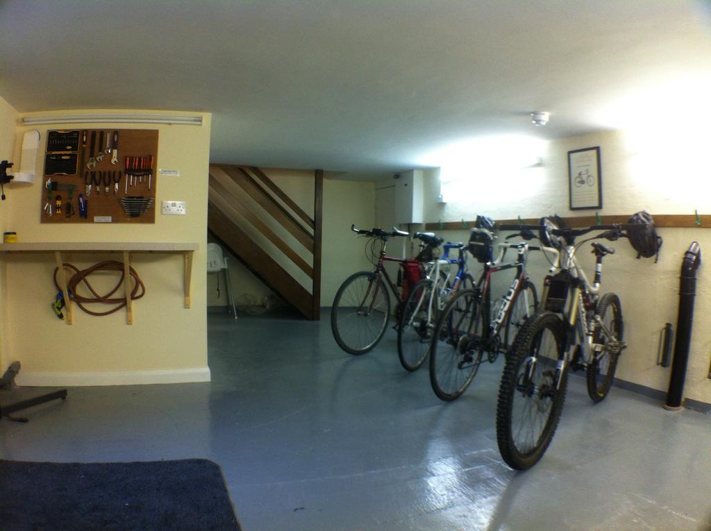 Wayfarers Independent Hostel 펜리스 외부 사진